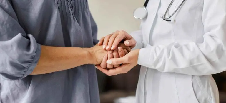 O câncer de esôfago e estômago desenvolvem-se silenciosamente